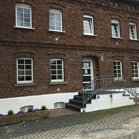 Ξενοδοχείο Village 3*